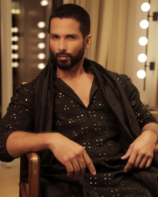 shahidkapoor-11-11-2023-0004.jpg