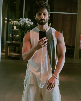 shahidkapoor-30-04-2025-0007.jpg