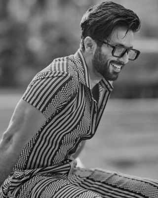 shahidkapoor-1511380523540701184-20220405_215931-img4.jpg