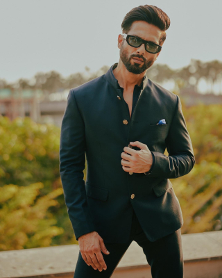 shahidkapoor-1520085166672474112-20220429_222840-img4.jpg