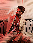 shahidkapoor-1509917752542257152-20220401_210659-img3.jpg