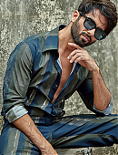 shahidkapoor-1510610148418797573-20220403_185819-img1.jpg