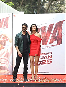 Shahid-Kapoor-Pooja-Hegde-And-Others-Present-At-Trailer-Launch-Of-Deva-Gallery-10.jpeg