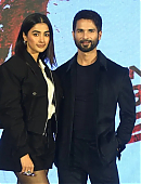 Shahid Kapoor and Pooja Hegde at the Delhi press meet for Deva promotions, posing for paparazzi in stylish outfits.jpeg