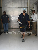 9261-shahid-kapoor-snapped-in-the-city.jpg