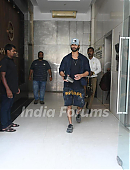 9262-shahid-kapoor-snapped-in-the-city.jpg