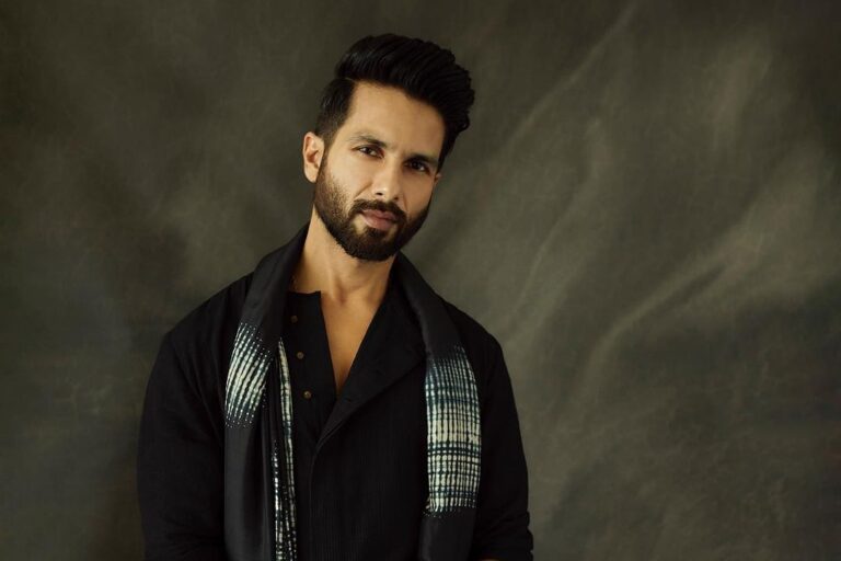 Shahid Kapoor in Traditional – Instagram post by Shahid Kapoor.